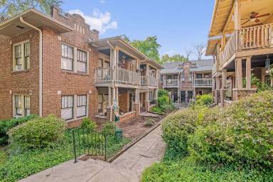 Main picture of 2830 10th Ct S