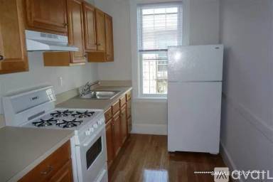 Main picture of 156 Summer St