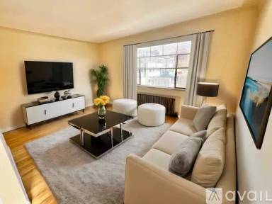 Main picture of Hillside Apartments