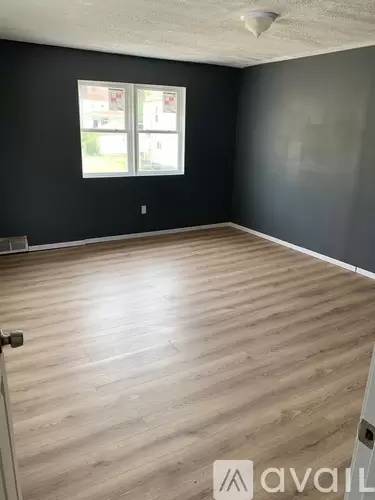 Main picture of 36 Wilson Ave