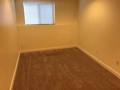 Main picture of 2141 N 61st St