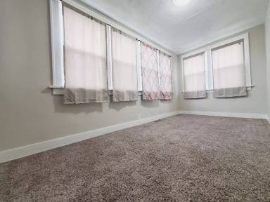 Main picture of 504 Locust St
