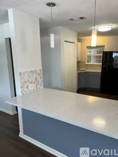 Main picture of 511 Sacramento Dr