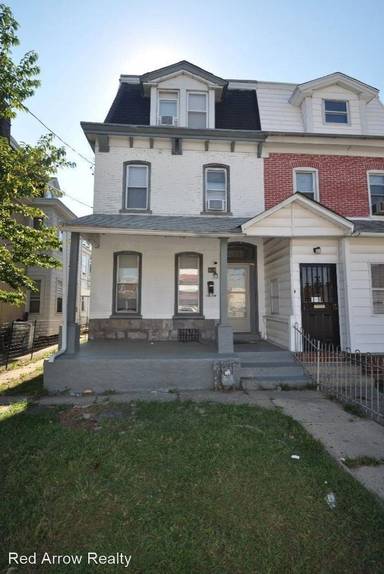 Main picture of 612 Highland Ave