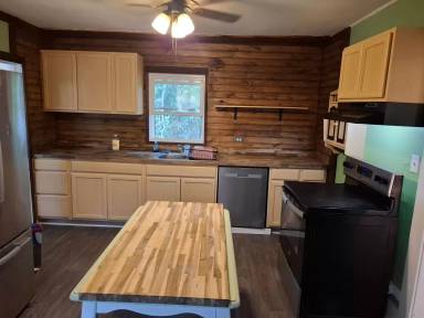 Main picture of 732 Stewarts Rd