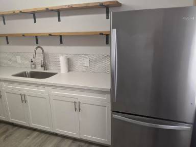 Main picture of 1085 80th Ave