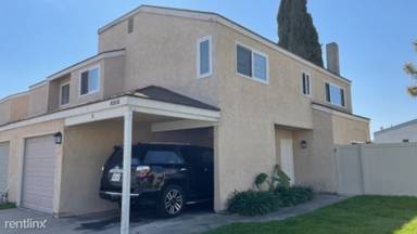 Main picture of 4916 W 5th St