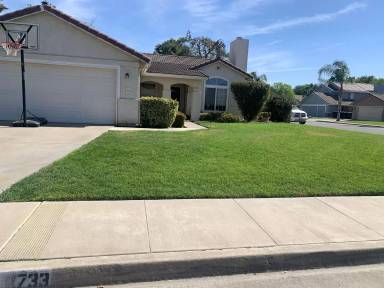 Main picture of 733 E Sherwood Dr