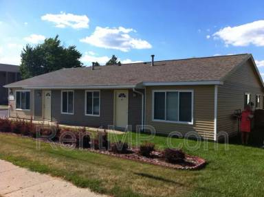 Main picture of 722 W Broomfield