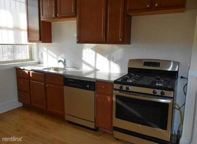 Main picture of 1601-15 W Berteau Ave Apartments