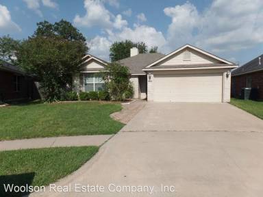 Main picture of 205 Fieldstone
