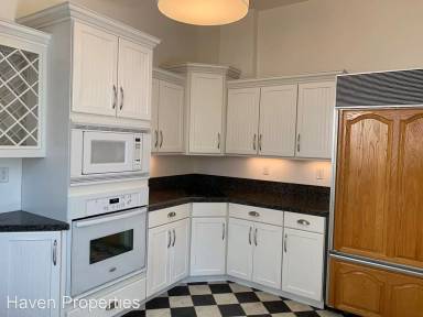 Main picture of 1027 Buchon St