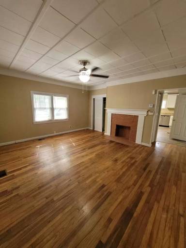 Main picture of 130 Carr St