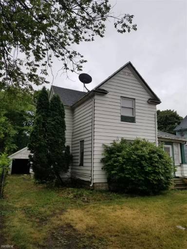 Main picture of 262 Auburn Ave