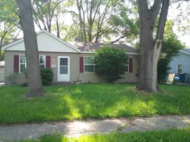 Main picture of 7839 Walnut Ave