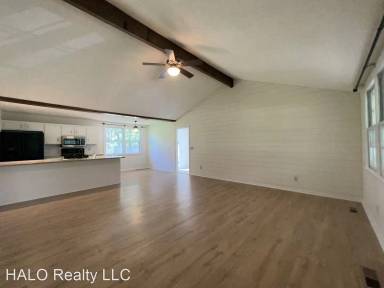 Main picture of 1141 Bayview Dr