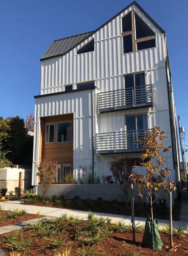 Main picture of 4122 36th Ave SW