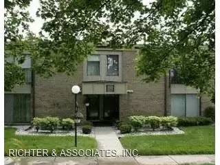 Main picture of 18403 University Park Dr