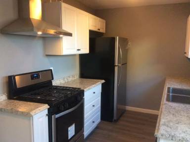 Main picture of 1414 W 12th St