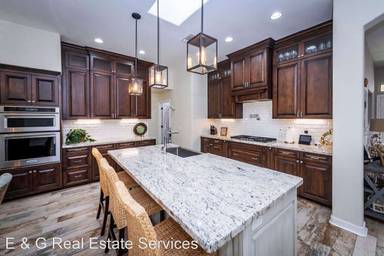 Main picture of 10101 E Posada Ave