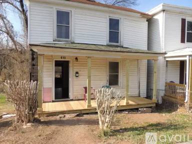 Main picture of 615 Gum St