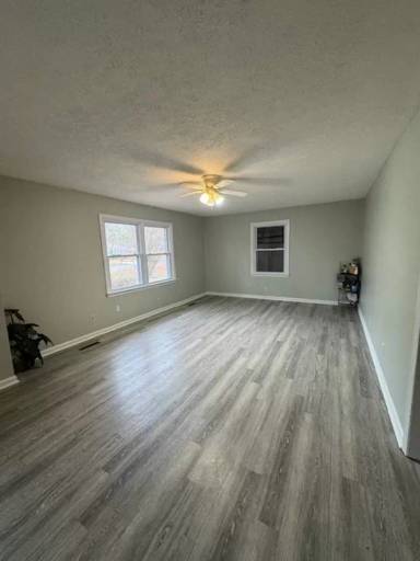 Main picture of 1506 Scotty Dr