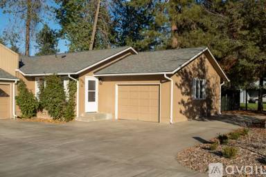 Main picture of 1325 E Syringa Dr