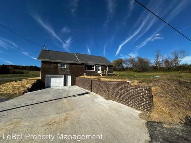 Main picture of 3215 3 Springs Rd