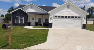 Main picture of 1739 Savannah Ct