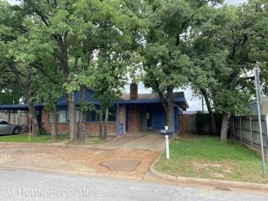 Main picture of 606 College View Dr