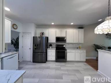 Main picture of 4 Brandywine Ct