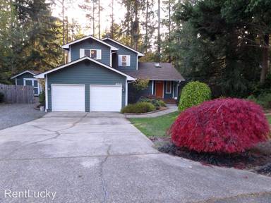 Main picture of 4002 102nd Street Ct
