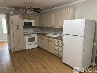 Main picture of 2732 McKinney St