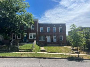Main picture of 2711 Round Rd