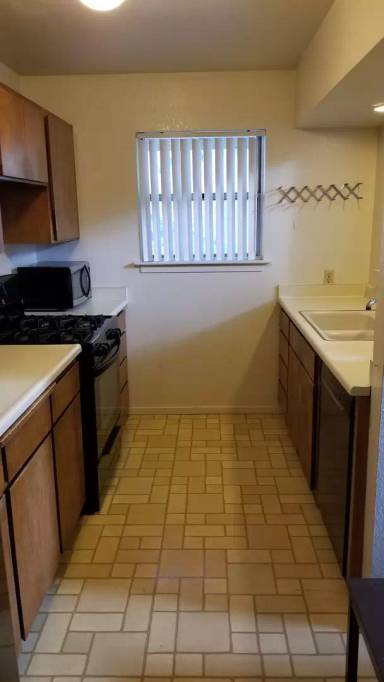 Main picture of 214 A St