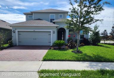 Main picture of 976 Flyer St