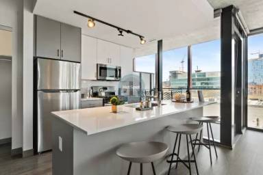 Main picture of 160 N Elizabeth St