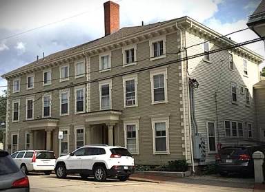 Main picture of 390 State St