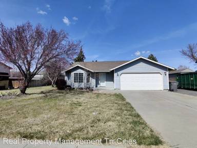 Main picture of 208 W 50th Ave