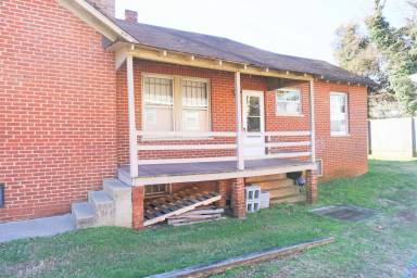 Main picture of 1905 Jefferson Park Ave