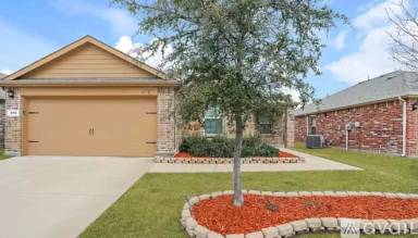 Main picture of 800 Platinum Dr