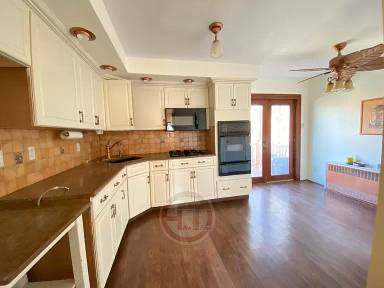 Main picture of 832 Hollywood Ave