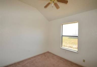 Main picture of 404 Pinto Dr