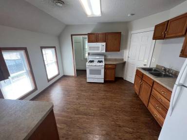 Main picture of 1334 Jefferson St NE