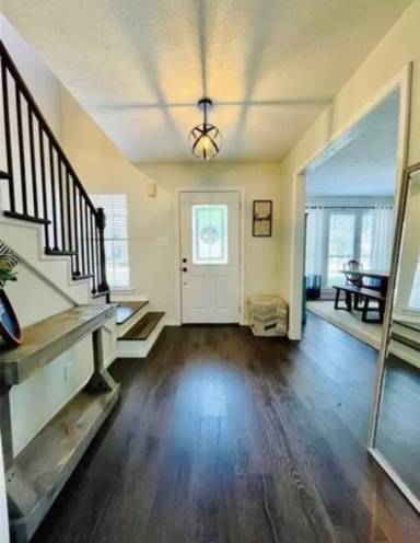 Main picture of 16710 Sir William Dr
