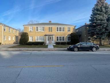 Main picture of 6910 W Center St