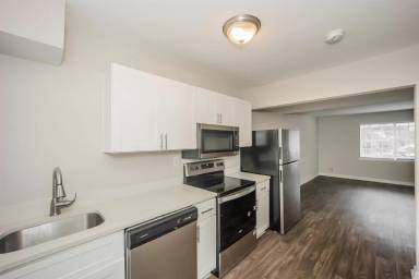 Main picture of White Oak Townhomes