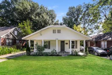 Main picture of 574 Marianna St