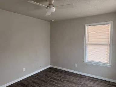 Main picture of 1422 W Mariposa Dr