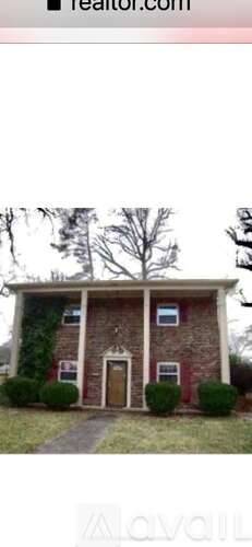 Main picture of 413 Piedmont Way